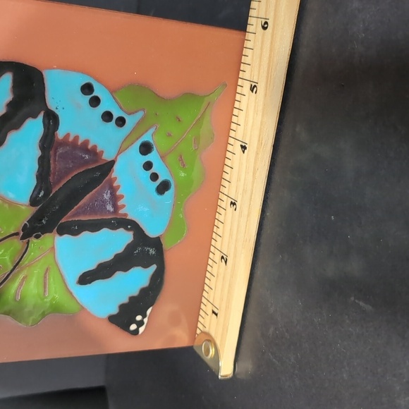 H&R Johnson Set of 2 Ceramic Hand-painted Tiles with Butterfly Design. - Picture 9 of 9